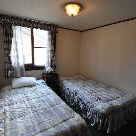 Guest House Wind Inn Hakuba Esterno foto